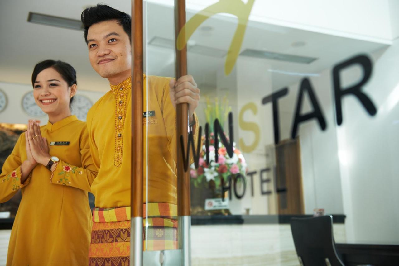 Winstar Hotel Pekanbaru Exterior photo