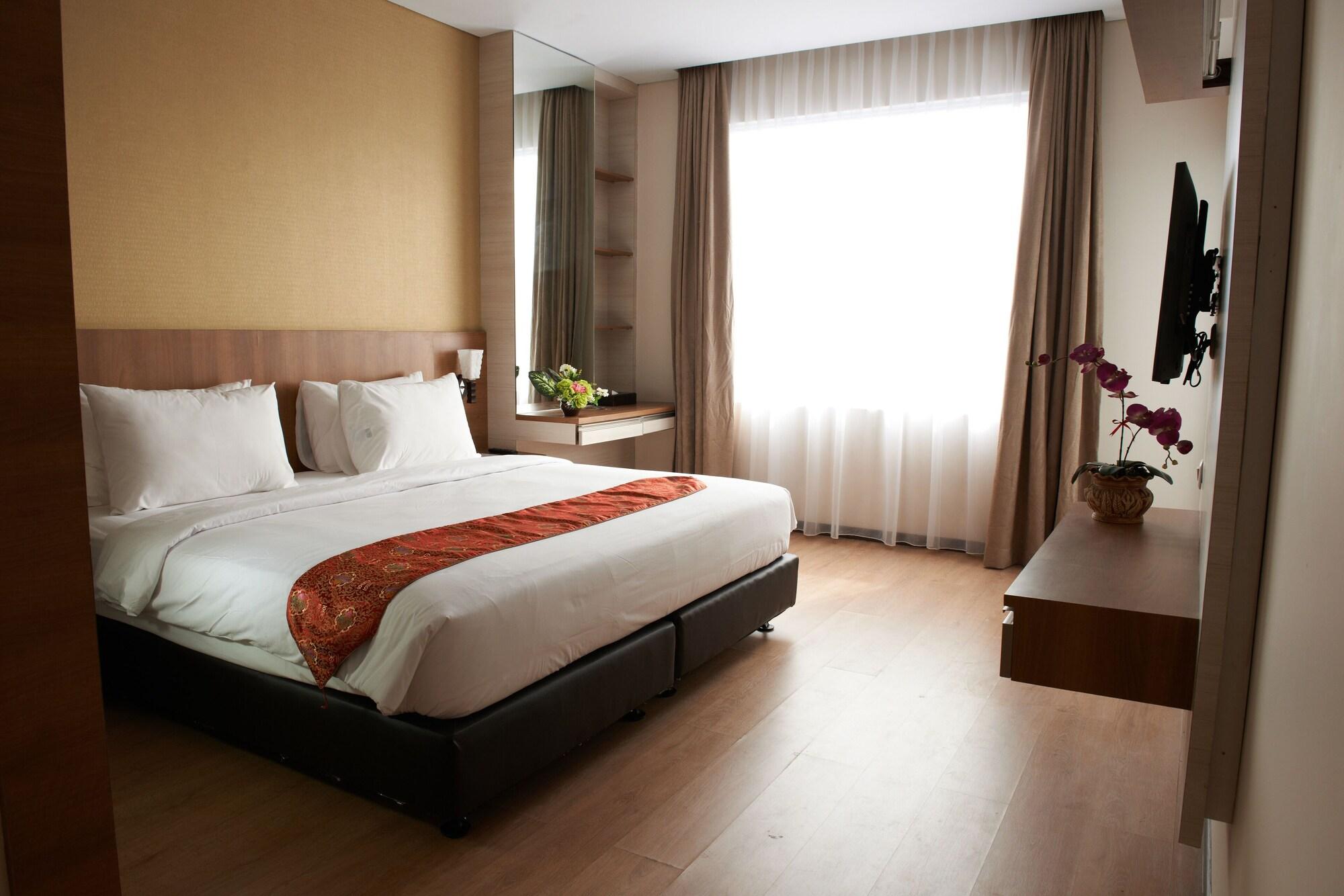 Winstar Hotel Pekanbaru Exterior photo