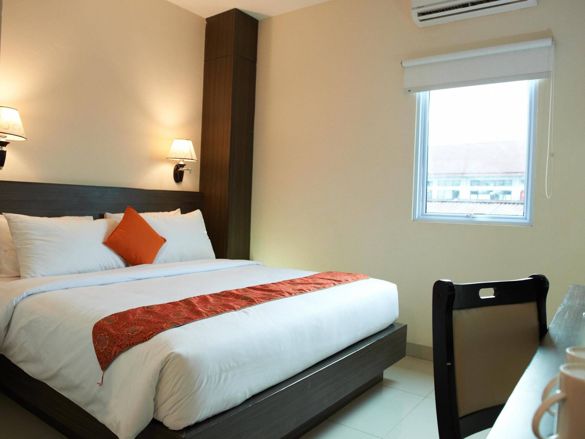 Winstar Hotel Pekanbaru Exterior photo